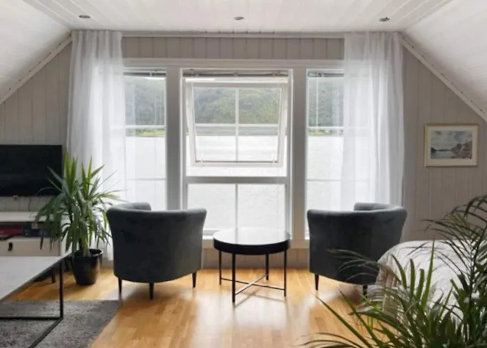 Feriehus 6 Person In Gursken-by Traum Larsnes